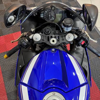 YAMAHA YZF R1 YAMAHA YZF R1